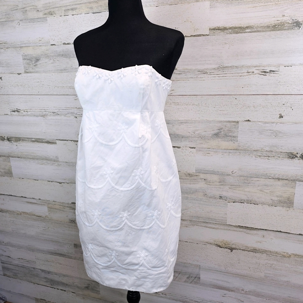 Lilly Pulitzer White Embroidered & Beaded Strapless Mini Dress Sz 4 Boho Beachy - Picture 3 of 16
